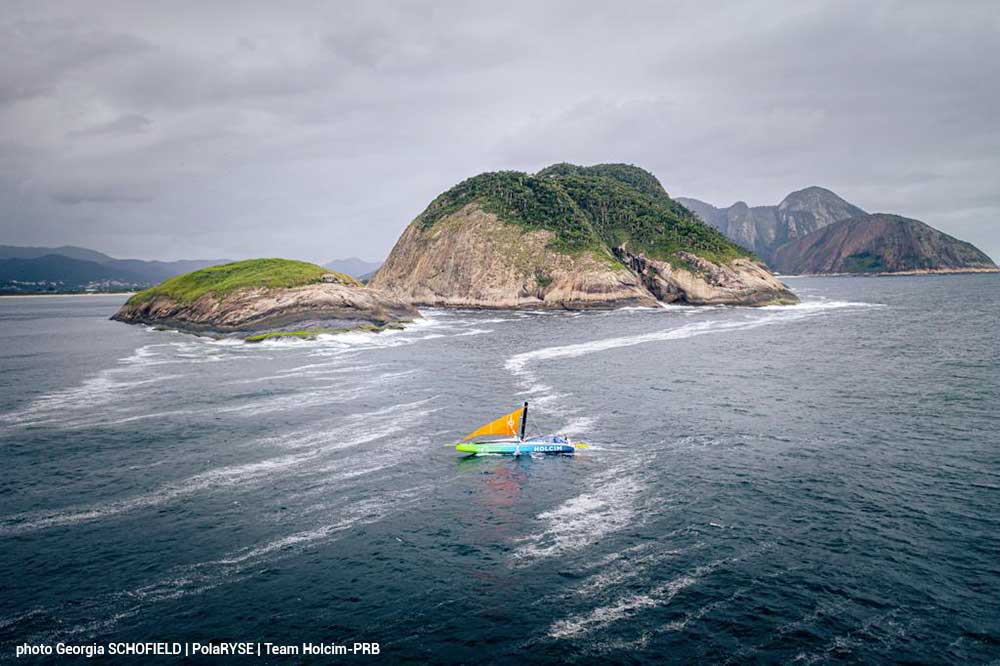 “Holcim-PRB Forced to Abandon Leg of Race Due to Mast Breakage: Team Prepares for Logistics Challenge to Make Transatlantic Race Start”